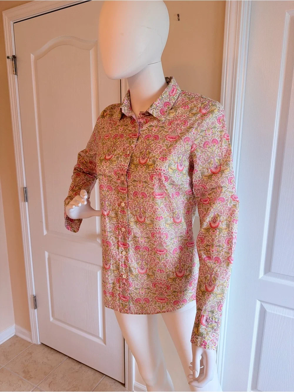 J.Crew Liberty Art Fabric Collection Women's Pink Floral Button-Up Shirt Size 2